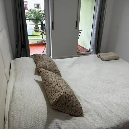 Lux ! Tres Quartos Apartman *