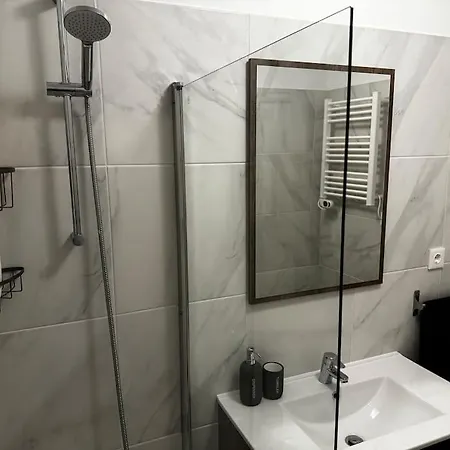 Lux ! Tres Quartos Apartman